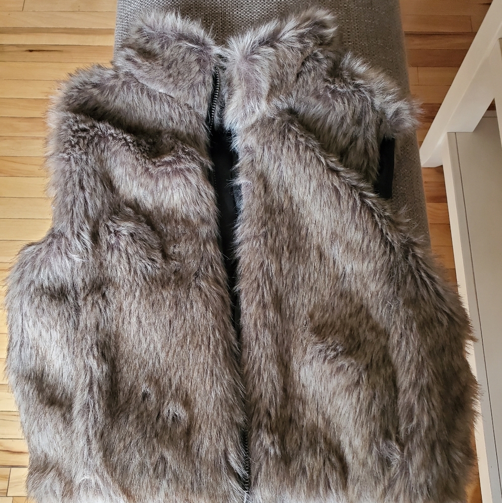 Womens faux fur vest
